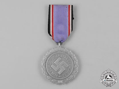 germany,_luftwaffe._an_air_raid_defence_medal,_ii_class_c19_1599