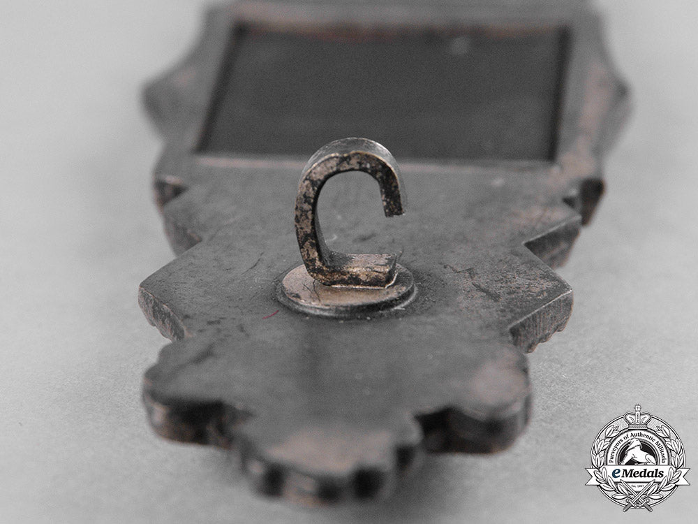 germany,_wehrmacht._a_close_combat_clasp_in_silver_by_c.f._zimmermann_c19_2137