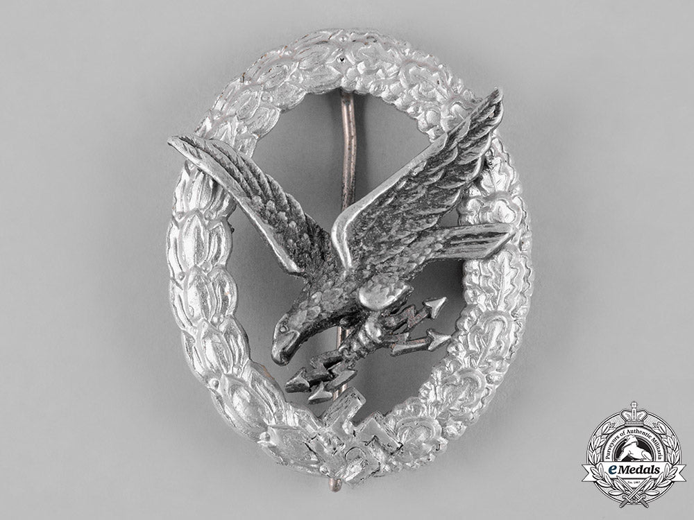 germany,_luftwaffe._a_radio_operator_badge_by_f.w._assmann&_söhne_c19_3138