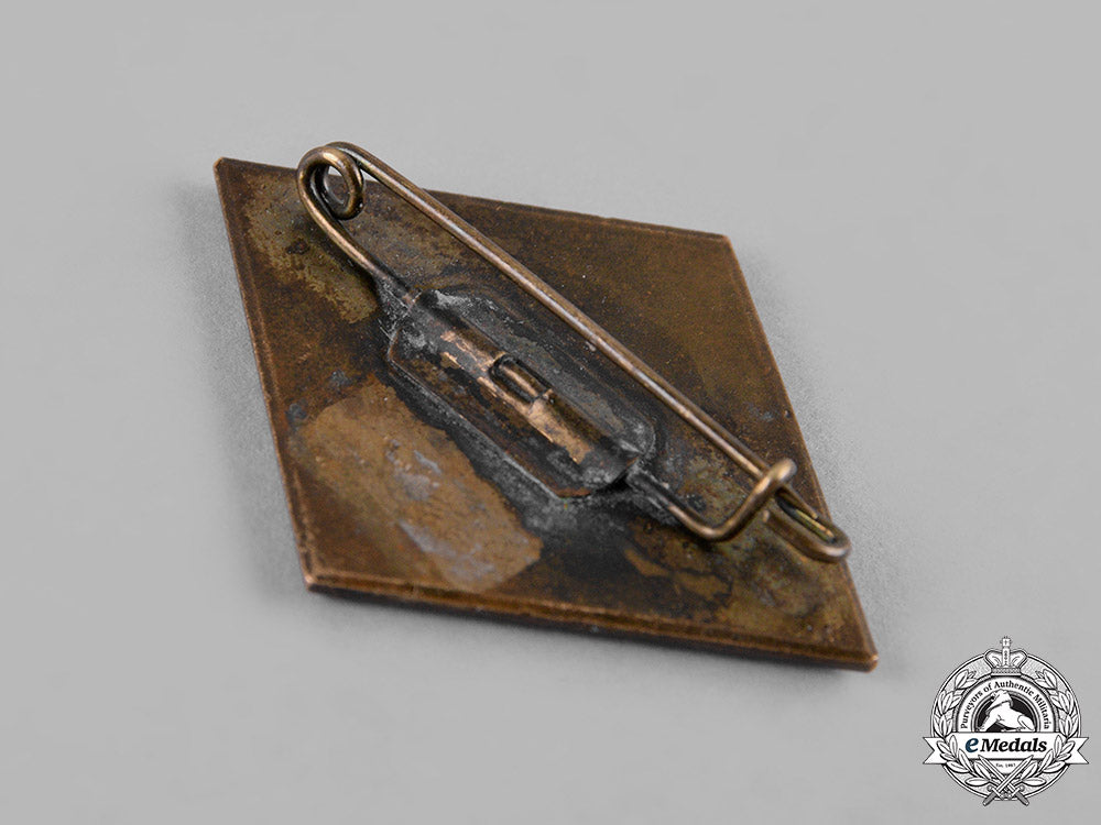 germany,_nskov._an_honour_badge_with_an_oak_leaves_wreath_c19_3509