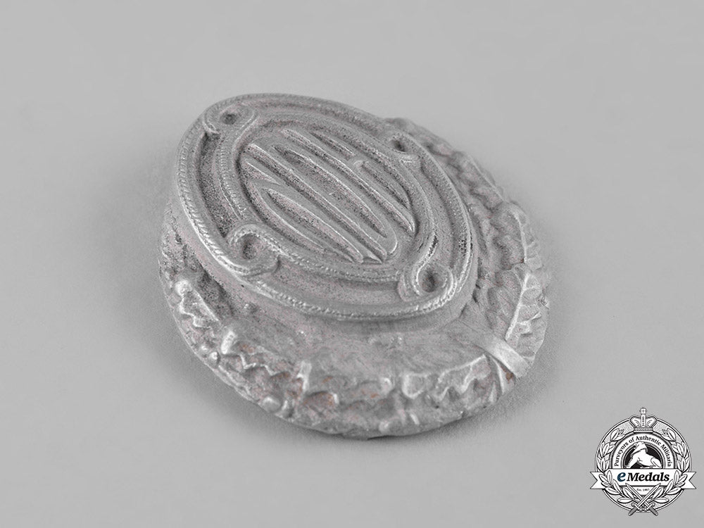 croatia,_independent_state._an_army_officer's_service_cap_badge,_ii_pattern(_m1942)_c19_3757