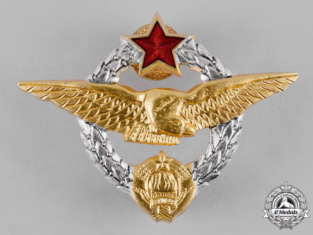 yugoslavia,_socialist_federal_republic._an_air_force_pilot's_badge,_c.1965_c19_4054