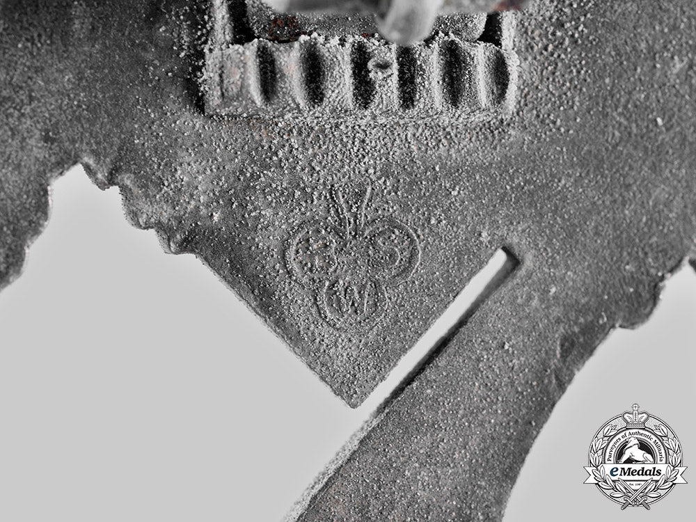germany,_wehrmacht._an_infantry_assault_badge,_silver_grade,_by_gebrüder_schneider_c20036_mnc1131