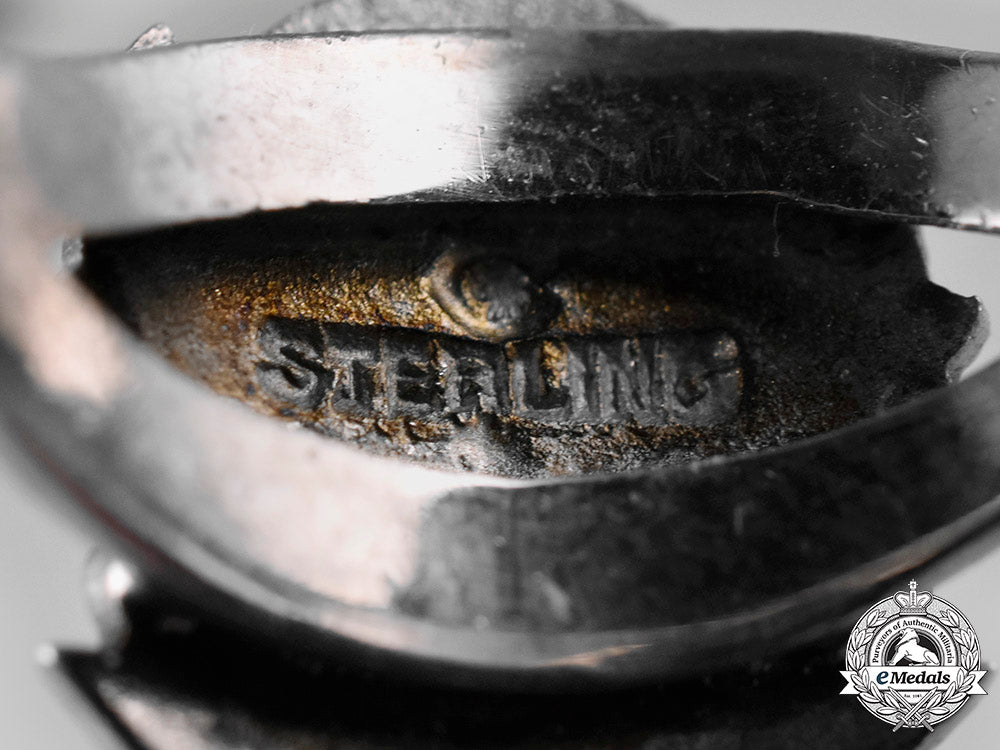 canada._a_second_war_le_regiment_de_hull_ladies_sweetheart_ring_c20056_mnc9736