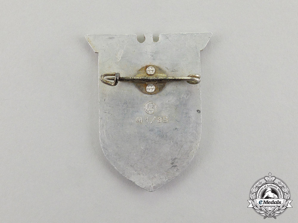 germany._a_badge_to_commemorate_a.h’s_speech_at_the_launch_of_the_tirpitz_by_wächtler&_lange_c2017_001177