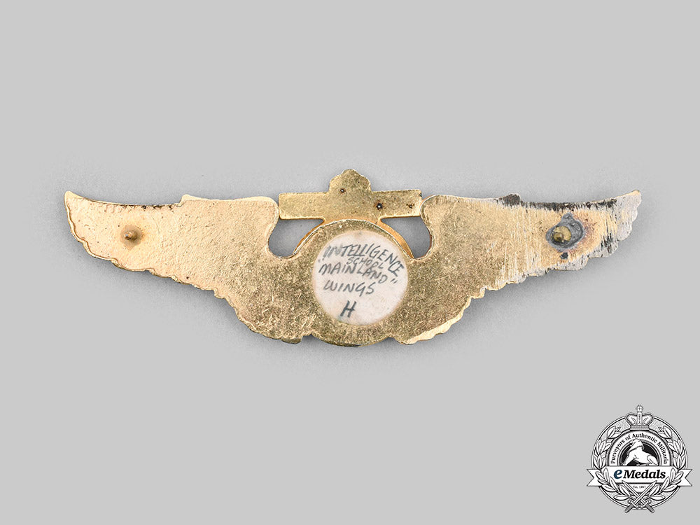 china,_republic._a_republic_of_china_air_force_intelligence_school"_mainland"_badge_c2020_083_mnc4392