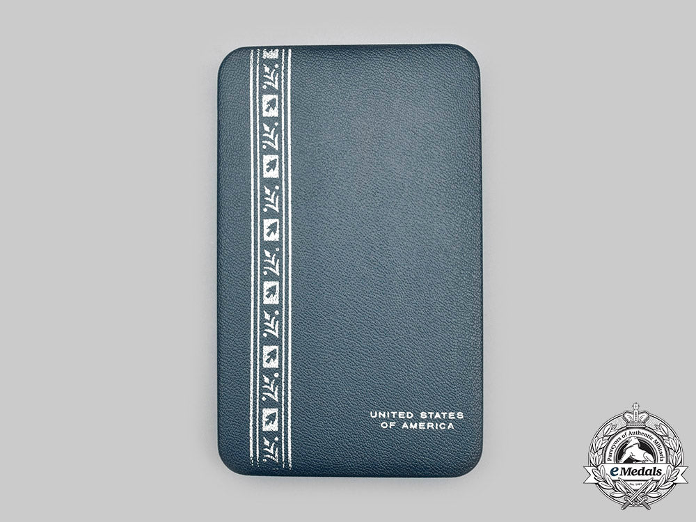 united_states._an_army_reserve_components_achievement_medal,_cased_c2020_086_mnc6512