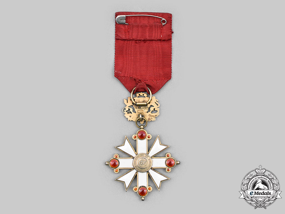 latvia,_republic._an_order_of_vesthardus(_aka_order_of_viesturs),_v_class_knight,_civil_division_c2020_093_mnc7531_1