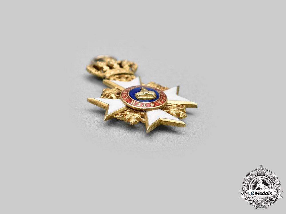 mecklenburg-_schwerin._an_order_of_the_wendish_crown,_miniature_cross_in_gold,_c.1900_c2020_145_mnc7007