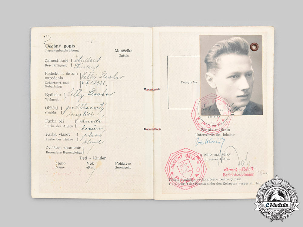 slovakia,_i_republic._a_mixed_lot_of_correspondence_and_identity_documents_c2020_166_mnc1737