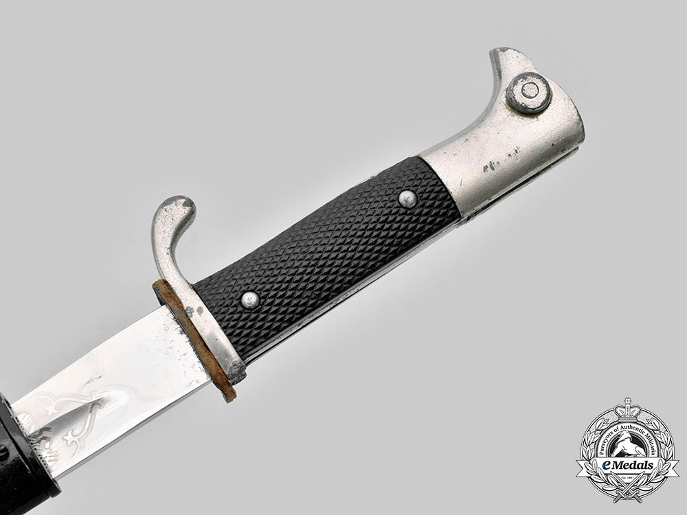 germany,_heer._an_nco/_officer’s_etched_dress_bayonet,_by_carl_eickhorn_c2020_166_mnc5149_1_1