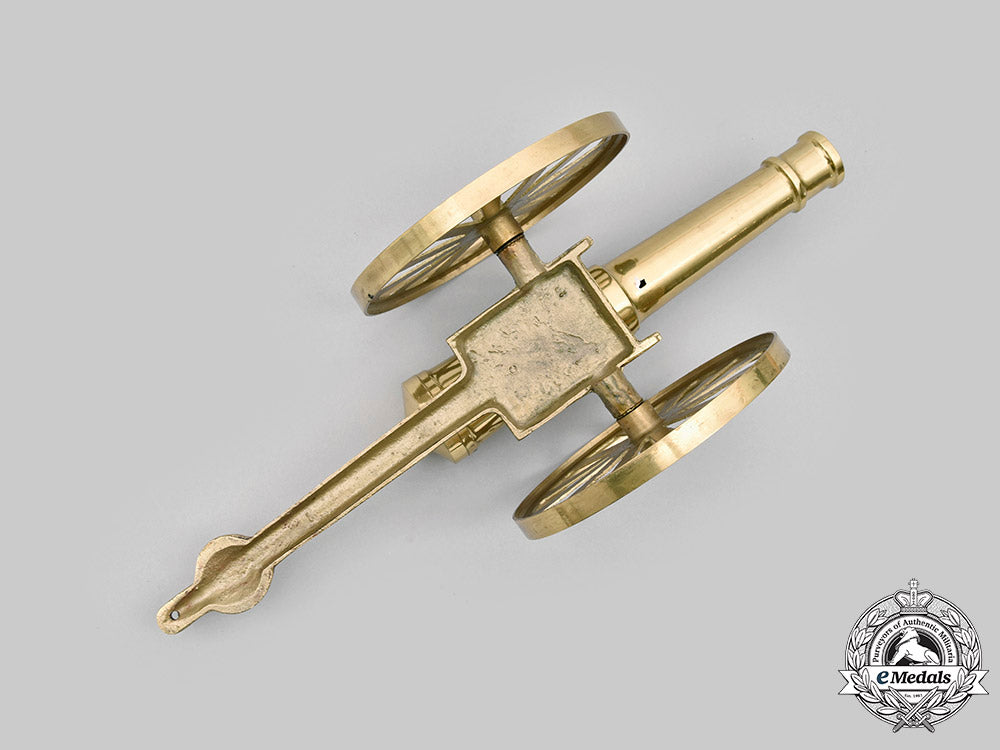 united_states._a_pair_of_mid20_th_century_large_brass_desk_cannons_c2020_201_mnc8728_1_1