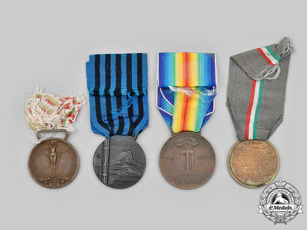 italy,_kingdom._a_lot_of_four_medals_c2020_222_mnc2369_1
