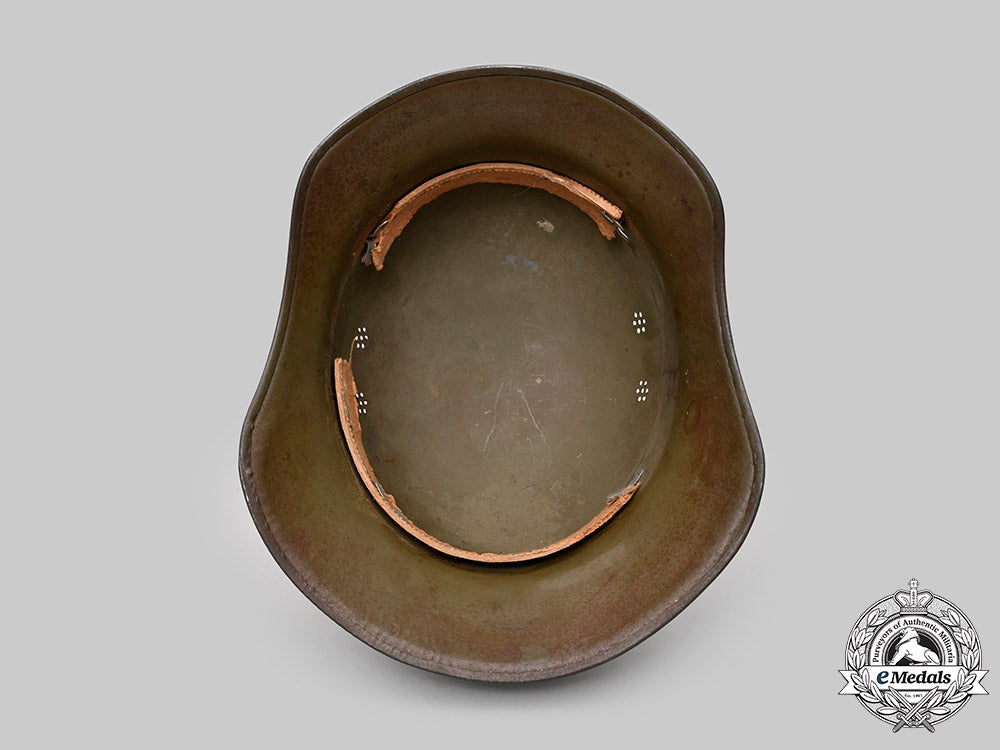 bulgaria,_kingdom._a_royal_army_air_defence_and_chemical_protection_model1938"_luftschutz"_steel_helmet,_c.1942_c2020_3137_mnc1712_1