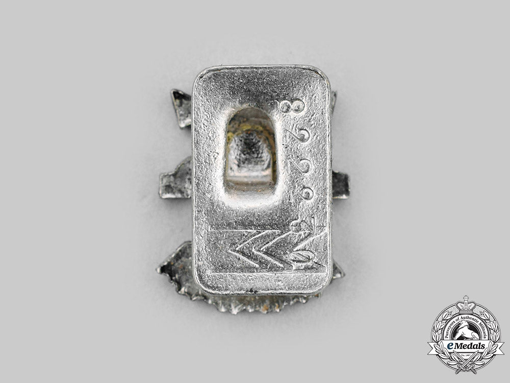 spain,_kingdom._a_falange_membership_badge_c2020_328_mnc6083_1