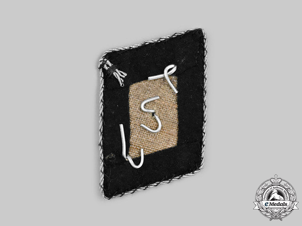 germany,_ss._a_waffen-_ss_untersturmführer_collar_tab_c2020_356_mnc3958_1_1