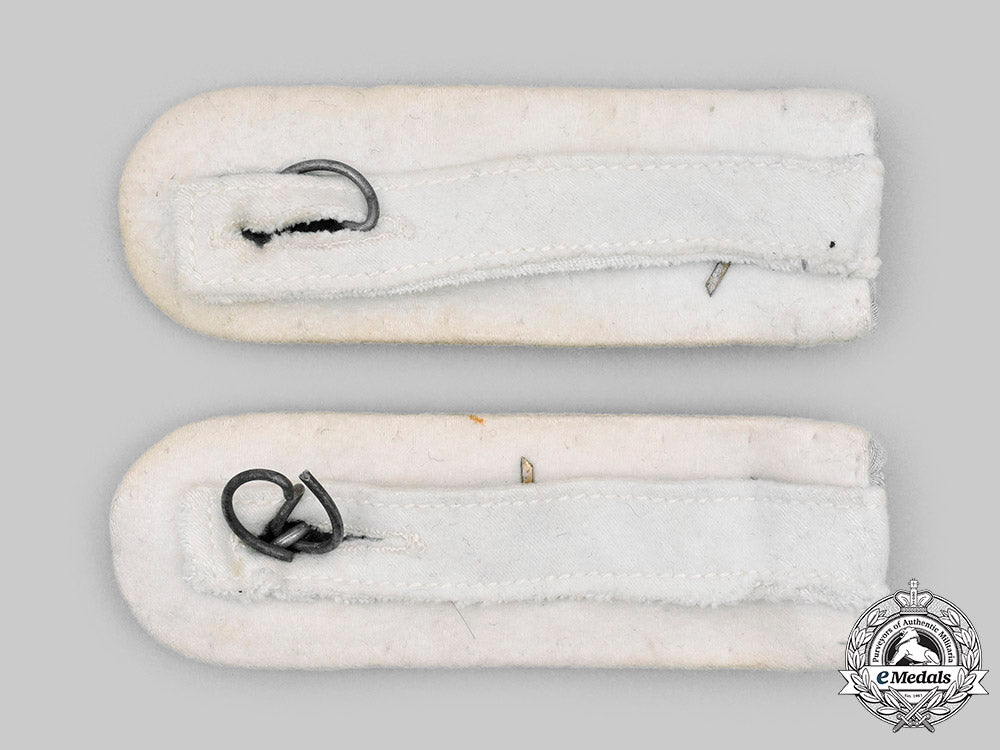 germany,_heer._a_set_of_infantry_hauptmann_shoulder_boards_c2020_375_mnc5963