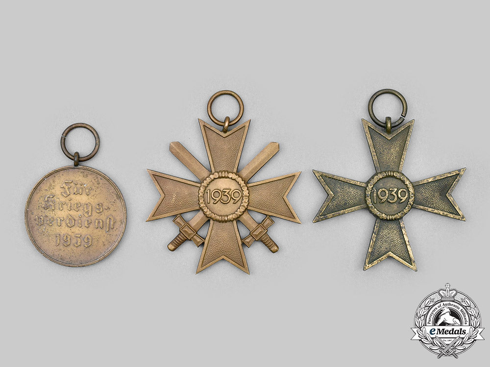 germany,_wehrmacht._a_lot_of_war_merit_decorations_c2020_393_mnc1931