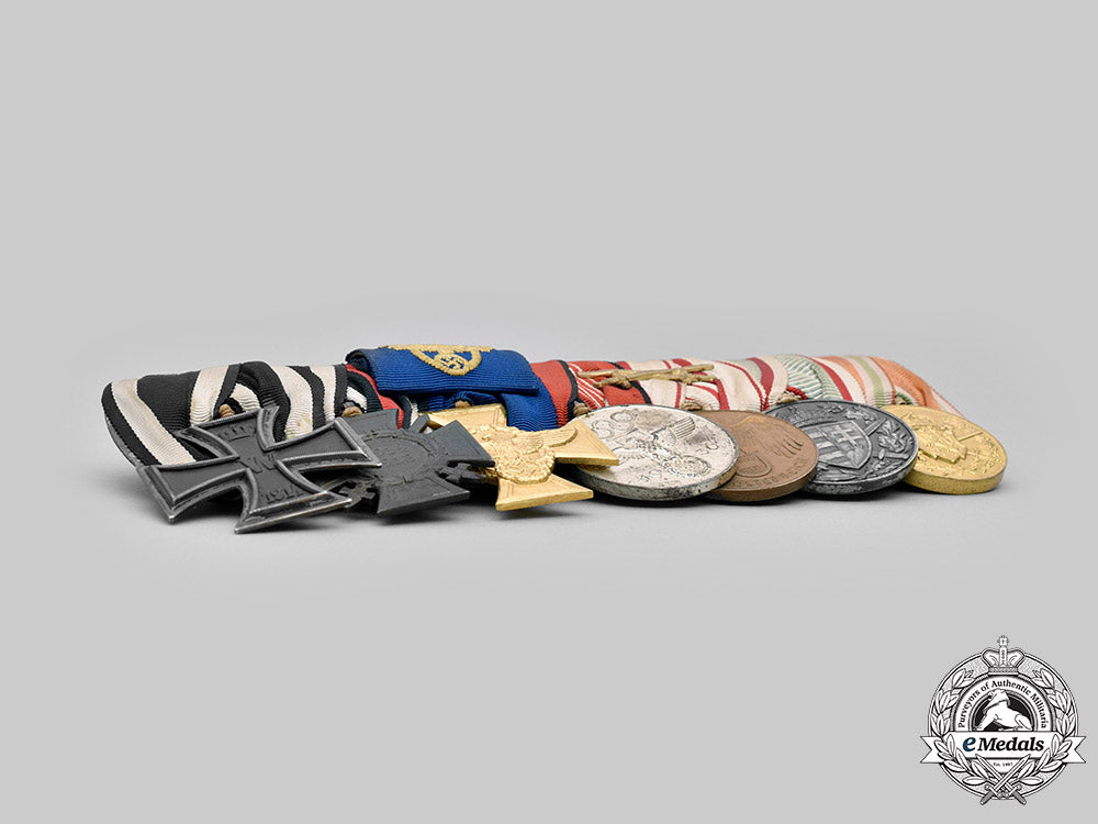germany,_third_reich._an_imperial_and_third_reich_period_medal_bar_to_a_police_officer_c2020_421_mnc9564