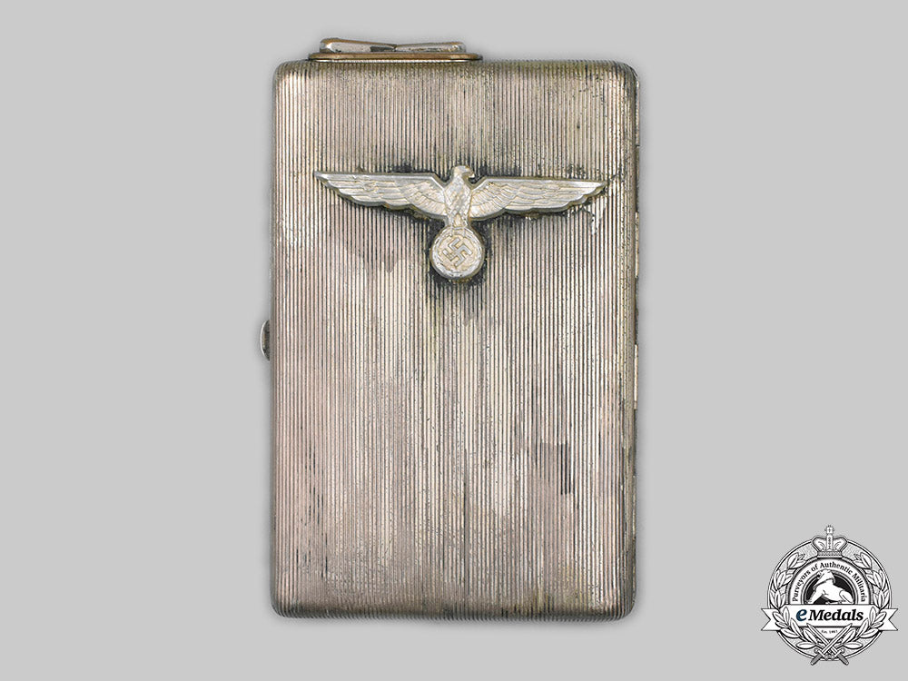 german ww2 cigarette case Germany, Wehrmacht. A Unique Combined Trench Art Lighter And Cigarette – eMedals german ww2 cigarette case Germany, Wehrmacht. A Unique Combined Trench Art Lighter And Cigarette – eMedals