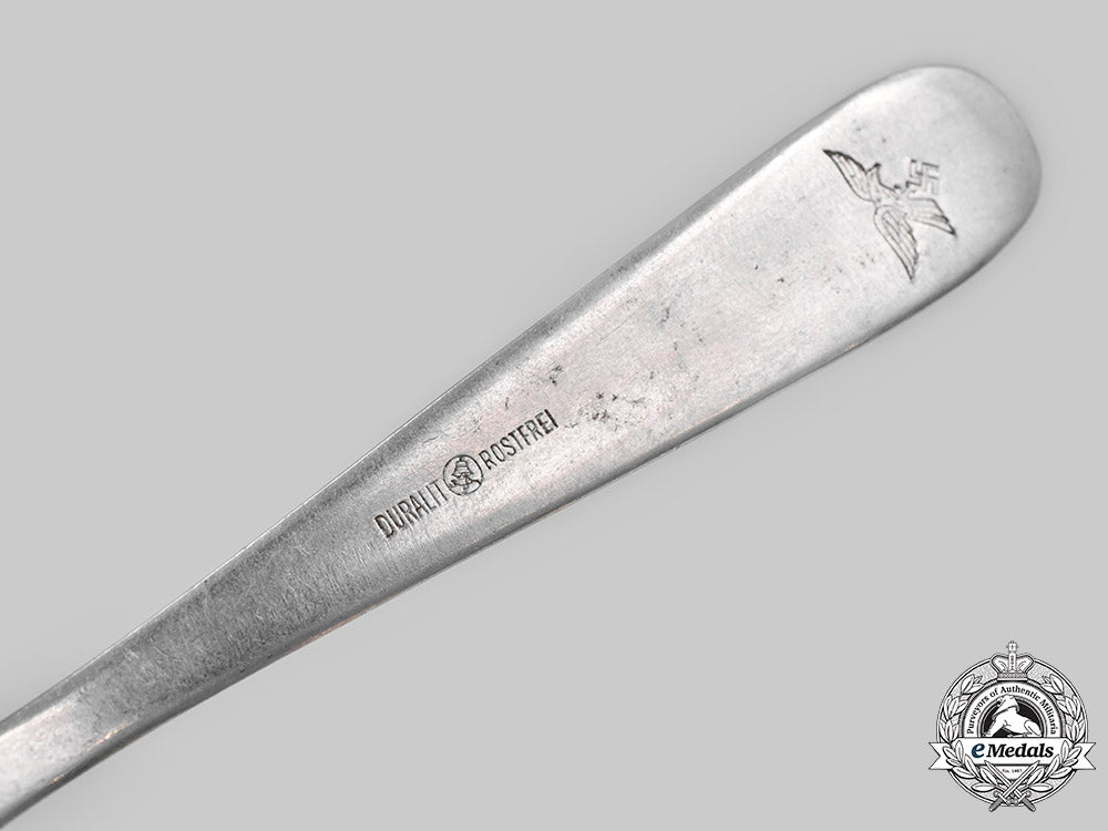 germany,_wehrmacht._a_mixed_lot_of_mess_hall_and_field_cutlery_c2020_467_mnc4059