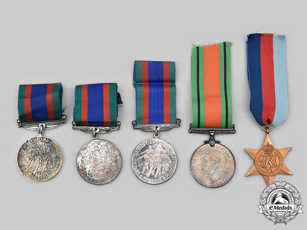 canada,_commonwealth._five_second_war_canadian-_issued_awards,_boxed_c2020_478_mnc5168_1_1