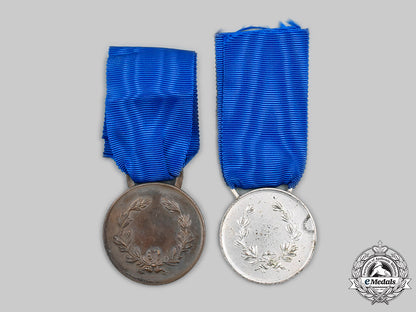 italy,_kingdom,_republic._two_medals_for_military_valour_c2020_519_mnc3628_1