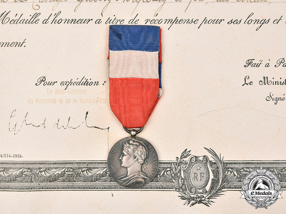 france,_iii_republic._a_ministry_of_commerce_and_industry_honour_ii_class,_silver_grade_medal_and_award_document_c2020_535_mnc5401_1