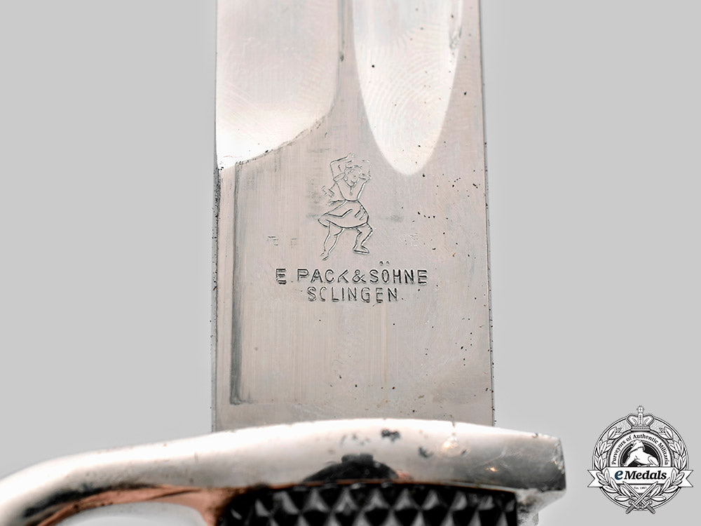 germany,_heer._a_dress_bayonet,_by_ernst_pack&_söhne_c2020_590_mnc2119
