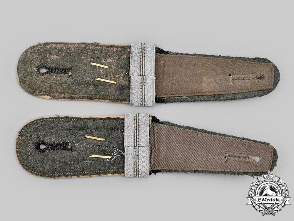 germany,_heer._a_set_of_großdeutschland_division_infantry_feldwebel_officer_candidate_shoulder_straps_c2020_700_mnc7820_1