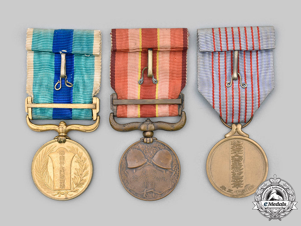 japan,_empire._a_lot_of_three_medals_c2020_701_mnc0143_1_1_1