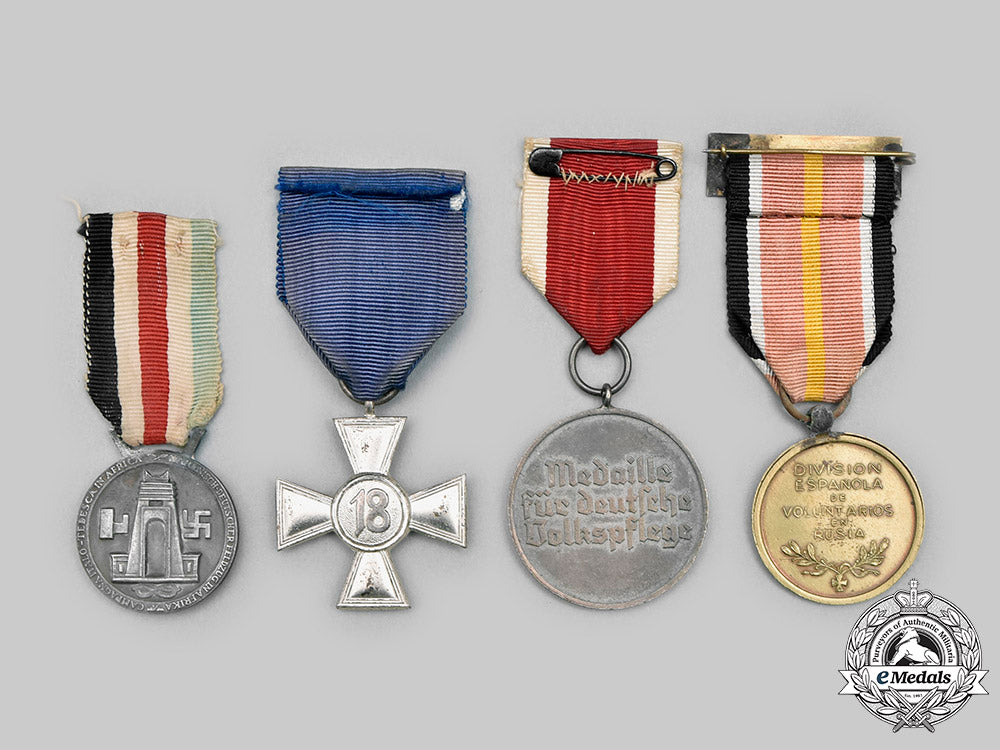 germany,_wehrmacht._a_mixed_lot_of_medals_c2020_737_mnc8208_1