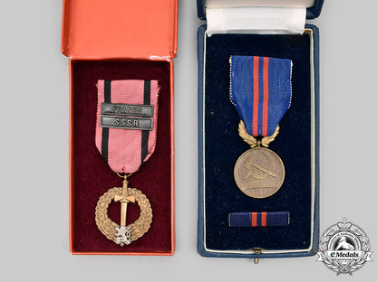 czechoslovakia,_republic,_socialist_republic._three_awards&_medals_c2020_830_mnc0216