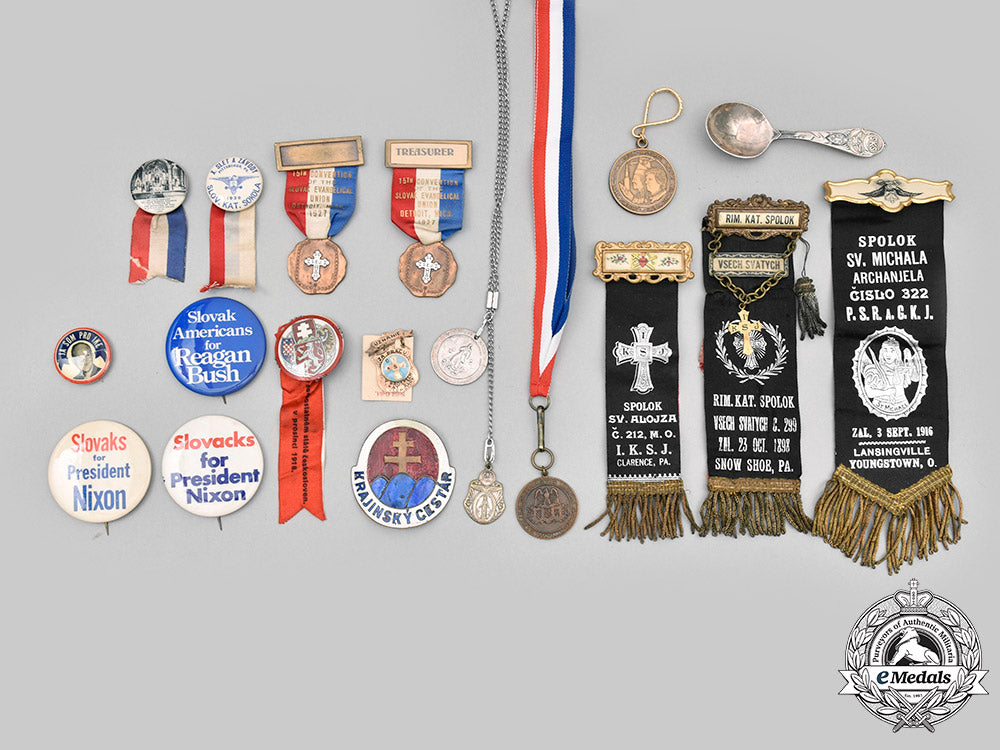 slovakia,_united_states._a_lot_of_nineteen_slovak-_themed_items_c2020_833_mnc0202