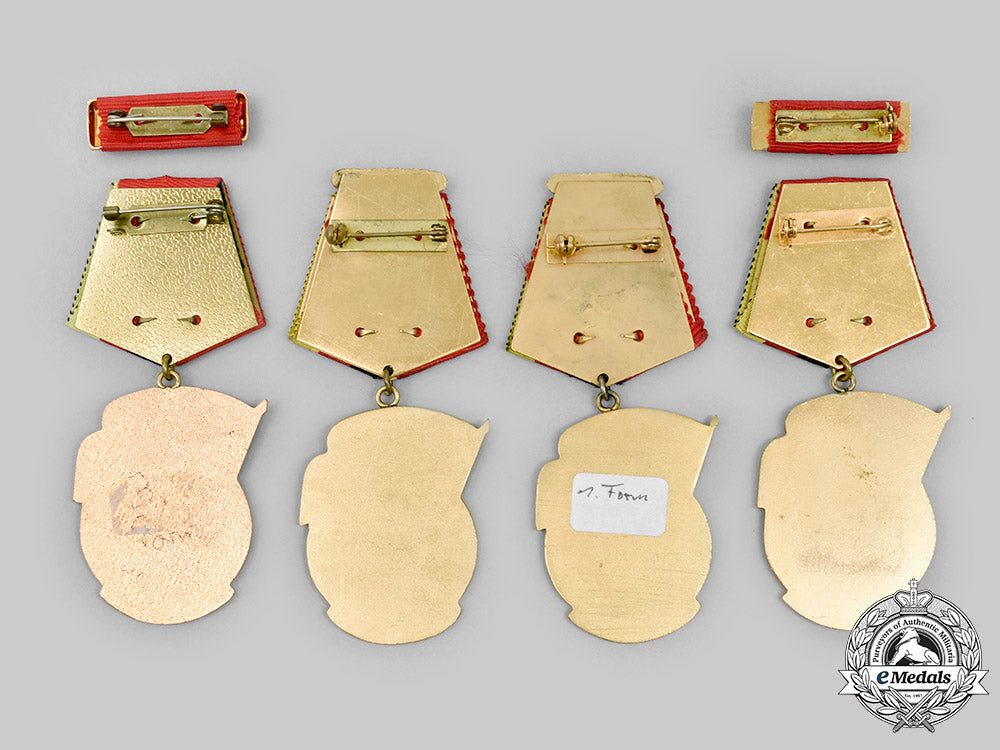 germany,_democratic_republic._a_lot_of_late-_period_labour_awards_and_documents_c2020_877_mnc8888