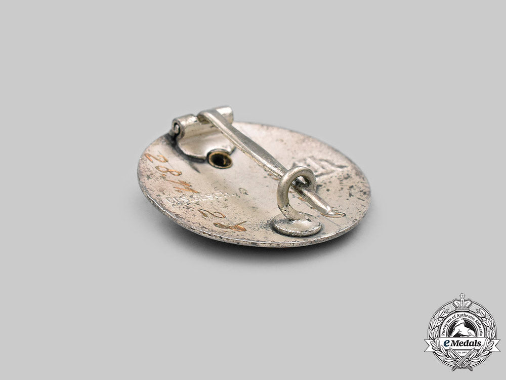 germany,_der_stahlhelm._a1923_stahlhelm_membership_badge,_by_der_stahlhof_magdeburg_c2020_966_mnc2775