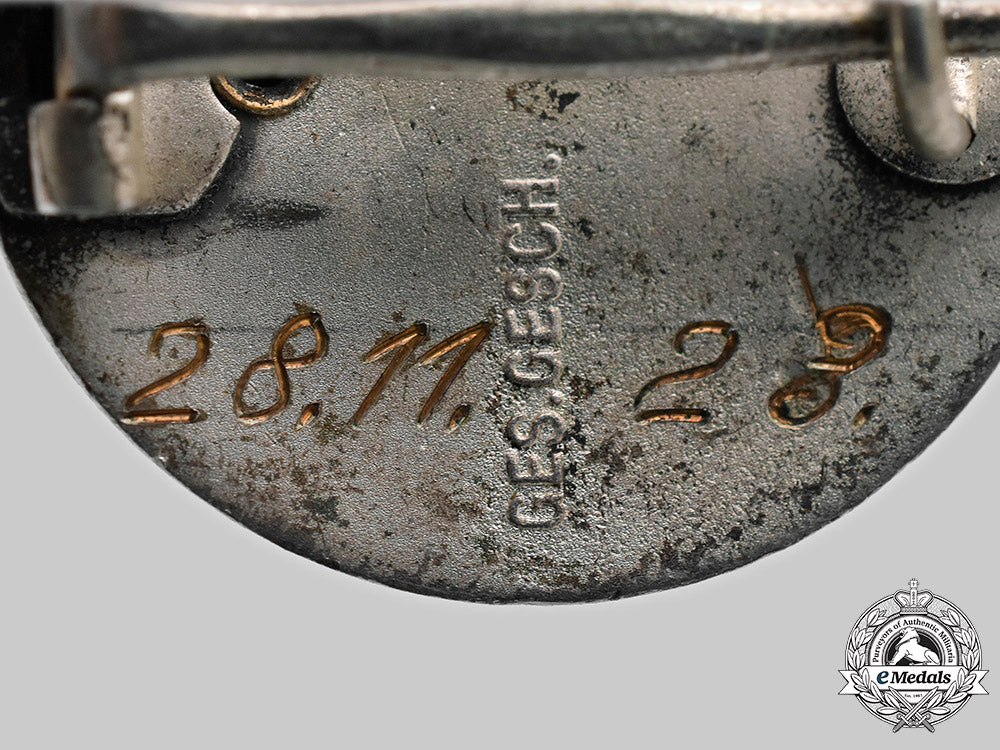 germany,_der_stahlhelm._a1923_stahlhelm_membership_badge,_by_der_stahlhof_magdeburg_c2020_968_mnc2771