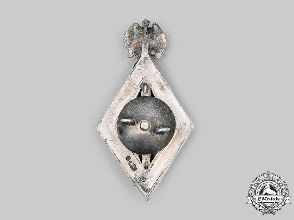 russia,_imperial._a_graduates_of_imperial_russian_universities_badge,_c.1917_c2021_037_mnc3998