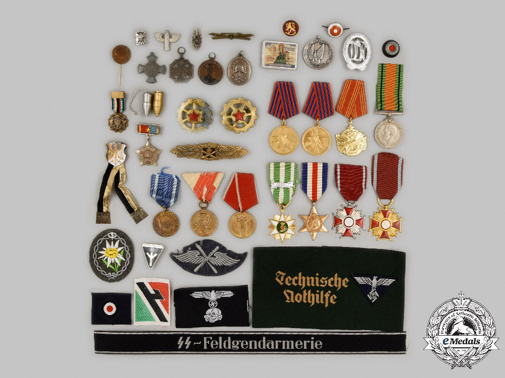 germany,_austria,_bulgaria,_finland,_italy,_poland,_spain,_united_kingdom,_vietnam,_yugoslavia._a_lot_of_forty_mostly_post-1945_manufactured_items_c2021_087emd_2530_1_1