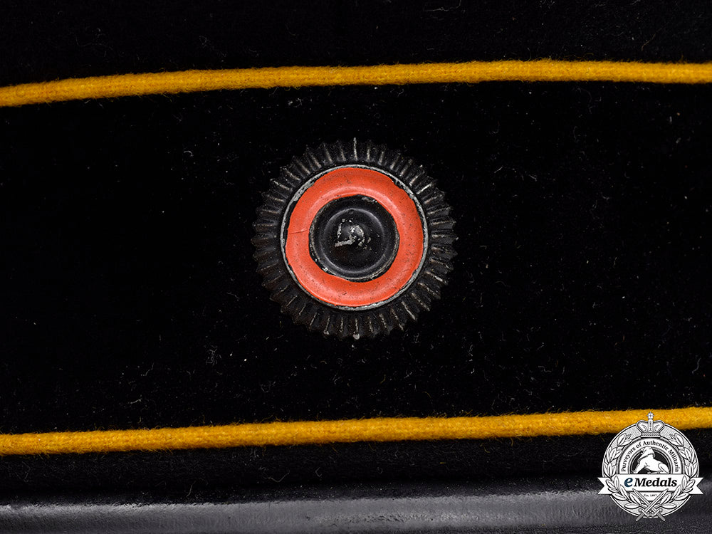 germany,_weimar_republic._a_stuttgart_transportation_authority_visor_cap_c2021_186_mnc5239_1