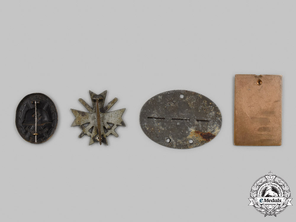 germany,_wehrmacht._a_mixed_lot_of_decorations_and_accessories_c2021_224emd_7230-_1__1