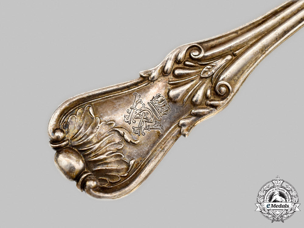 germany,_imperial._a_table_fork_from_the_cutlery_service_of_kaiser_wilhelm_ii,_by_h.j._wilm_c2021_226_mnc9542_1