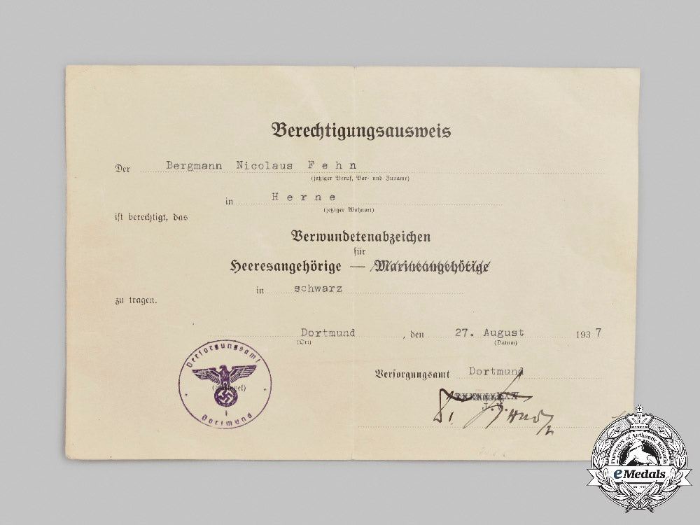 germany,_imperial._a_pair_of_first_world_war_decorations,_with_third_reich_period_document,_to_bergmann_nicholas_fehn_c2021_262_mnc9392