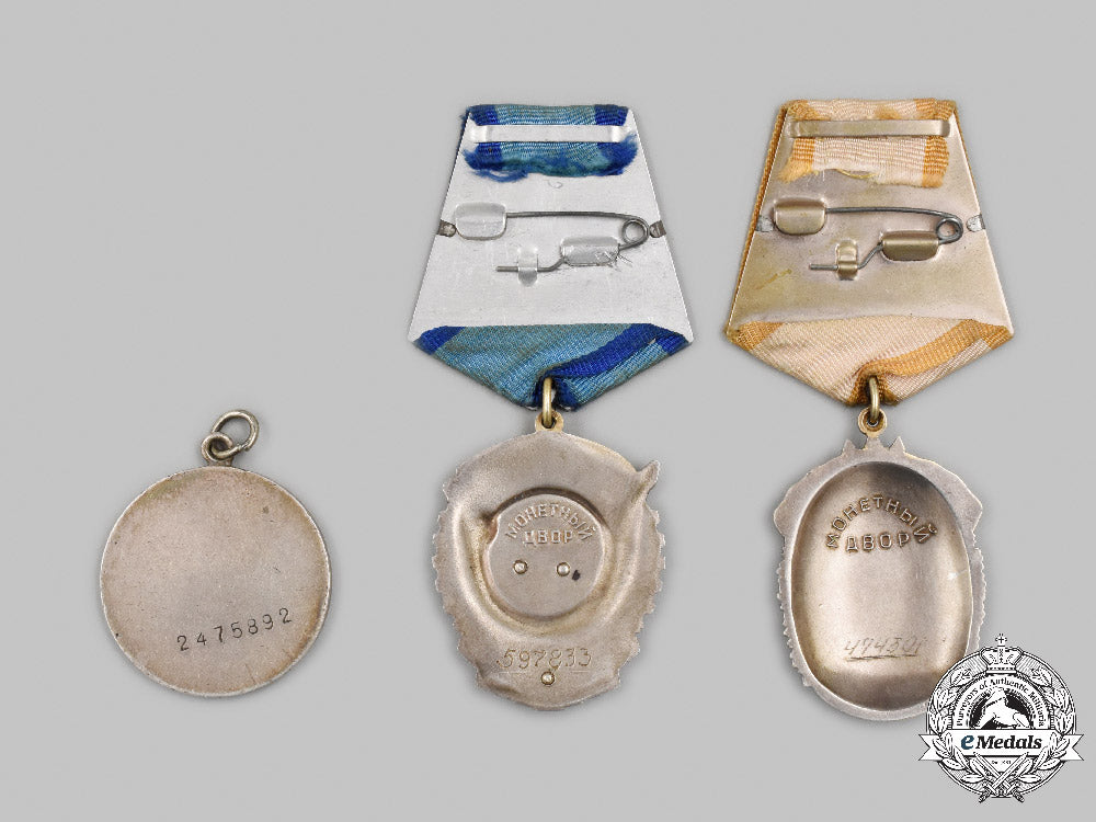russia,_soviet_union._a_lot_of_three_decorations&_awards_c2021_304emd_7452_1