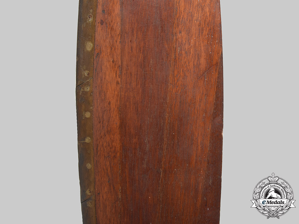 united_kingdom._a_de_havilland_gipsy_moth_propeller_and_hub_hat/_coat_rack1929_c2021_332emd_0999_1