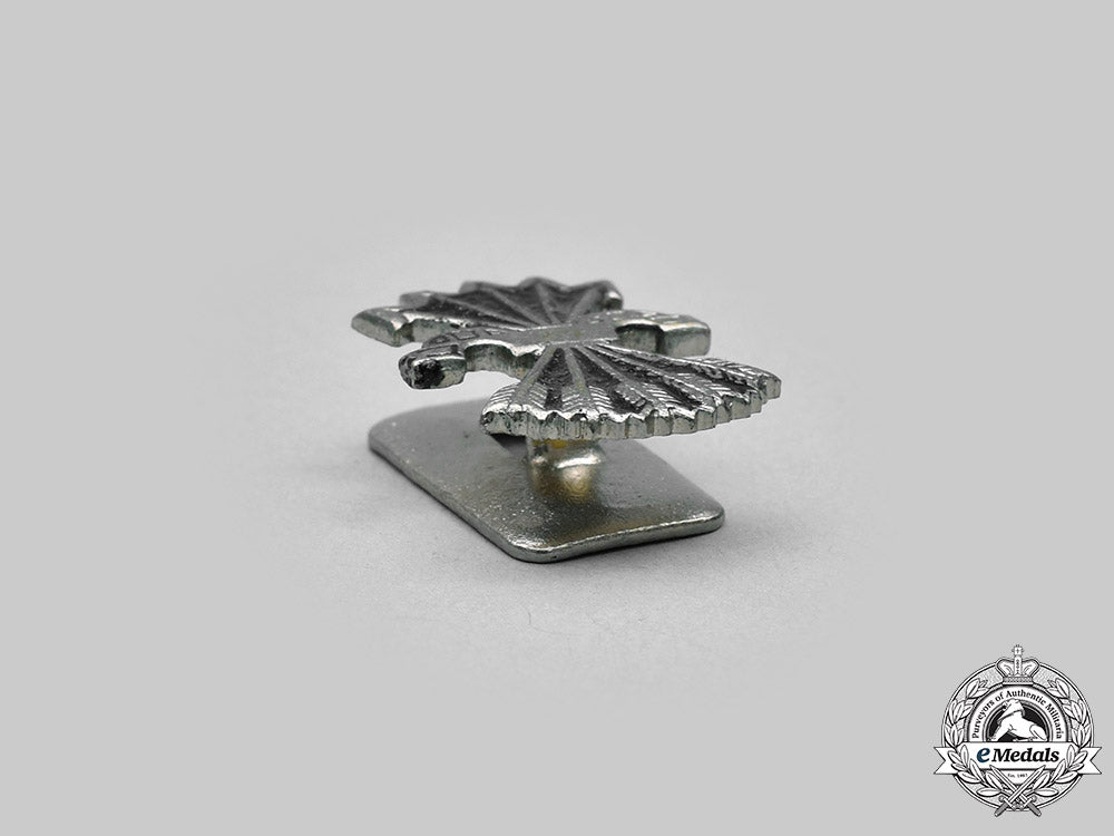 spain,_kingdom._a_falange_membership_badge_c2021_354_mnc6368_1