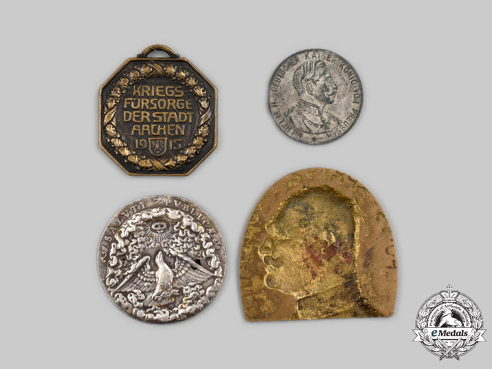 germany,_imperial._a_mixed_lot_of_decorations_c2021_395_mnc7369_1