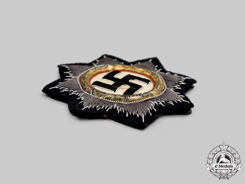 germany,_kriegsmarine._a_german_cross_in_gold,_cloth_version,_kriegsmarine_issue_c2021_466_mnc7195