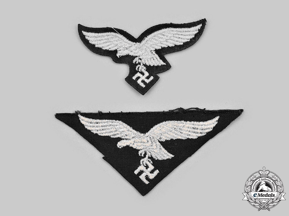 germany,_luftwaffe._a_pair_of_eagle_insignia_c2021_590_mnc6308_1