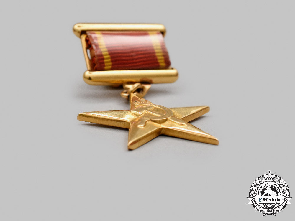 romania,_republic._the_order_of_the_hero_of_socialist_labour_of_gheorghe_gheorghiu-_dej_c2021_693emd_4478_1